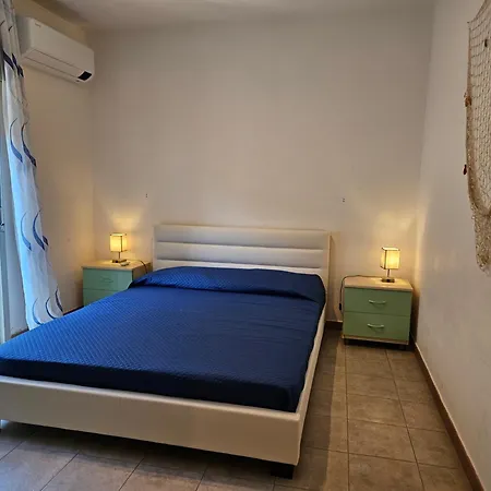 Family House Taormina Летоянни