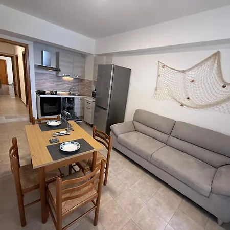 Family House Taormina Apartment *